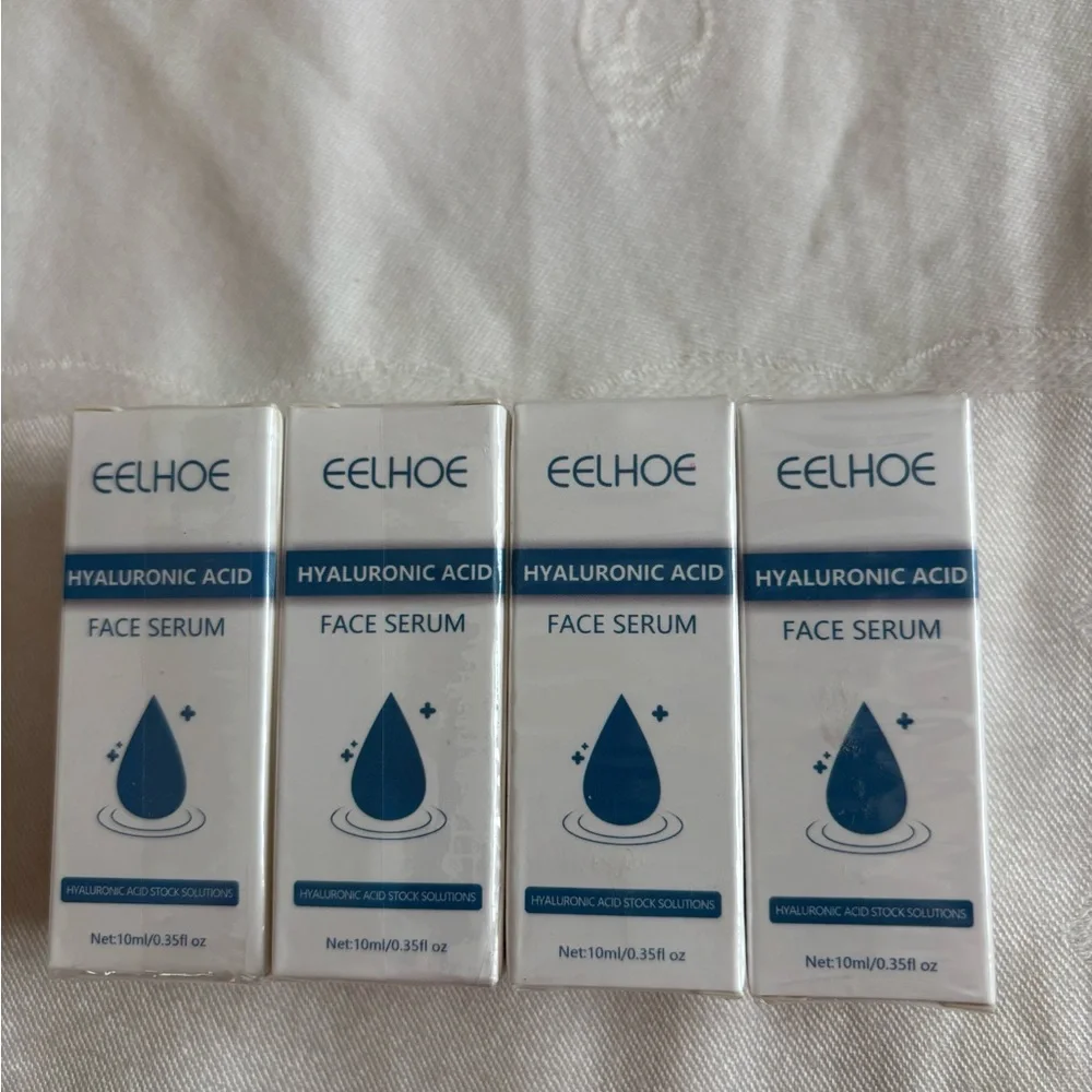 Hyaluronic Acid Face Serum - Blue and White